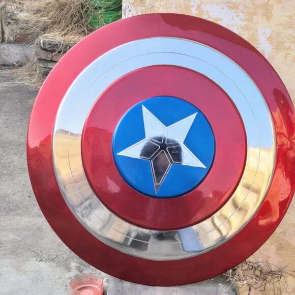 Captain Shield Handmade Shield Roleplay, Cosplay Winter Adventures Gift for Him - Picture 3 of 7